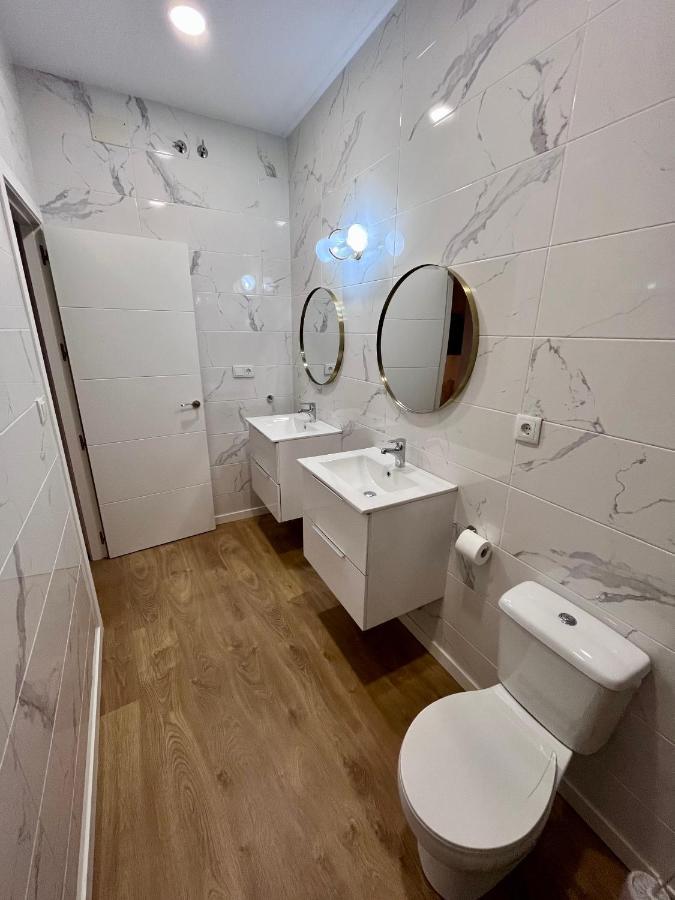 Gatu Premium Villa La Pepa, Preferente Mayores De 25 Anos Y Familias Кадис Экстерьер фото