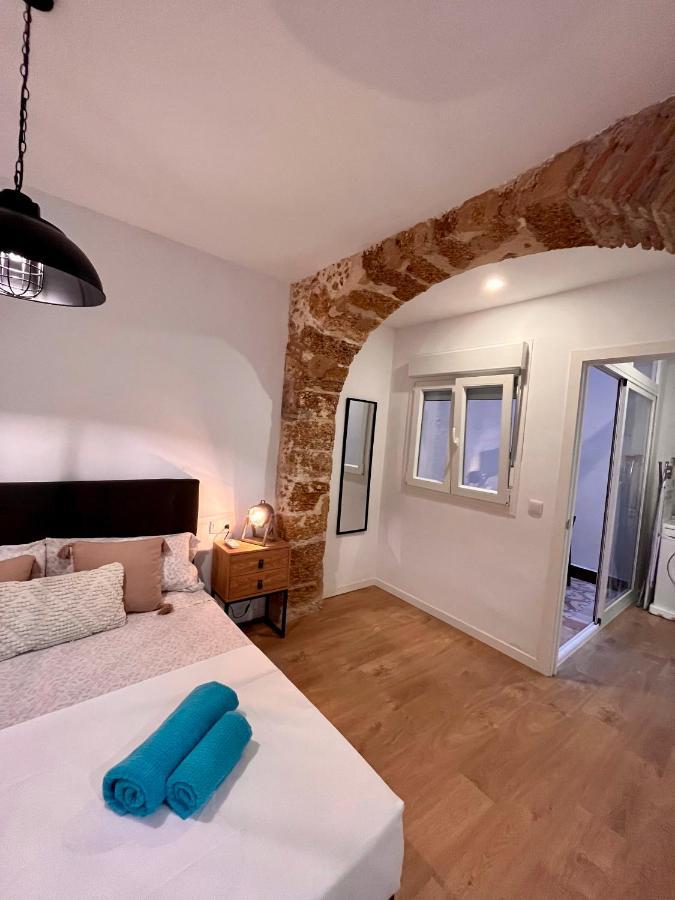 Gatu Premium Villa La Pepa, Preferente Mayores De 25 Anos Y Familias Кадис Экстерьер фото